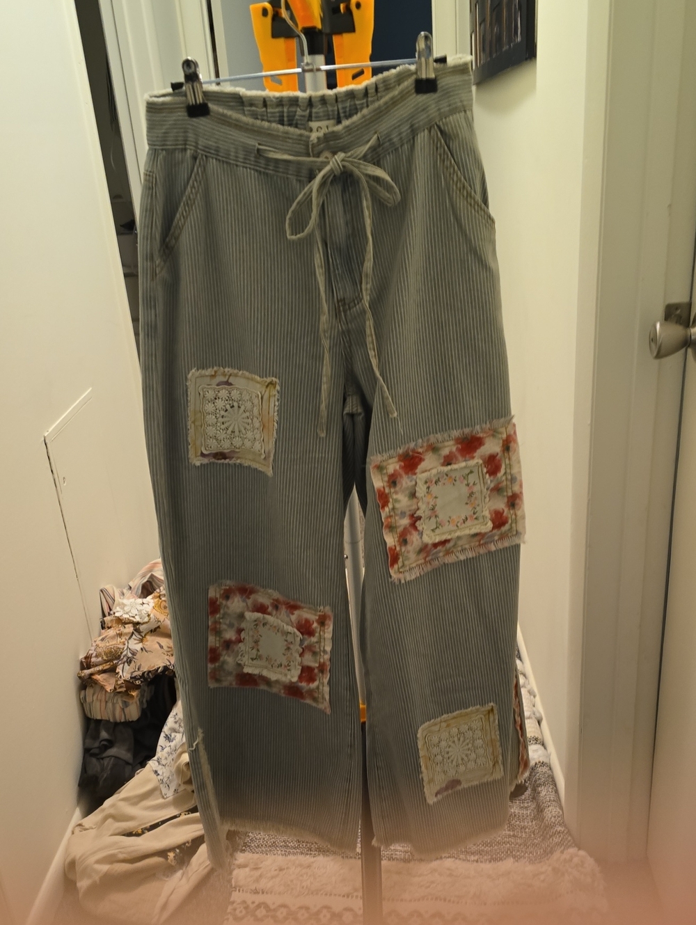 NWOT POL Gray Wide-Leg Corduroy Jeans with Floral Patchwork